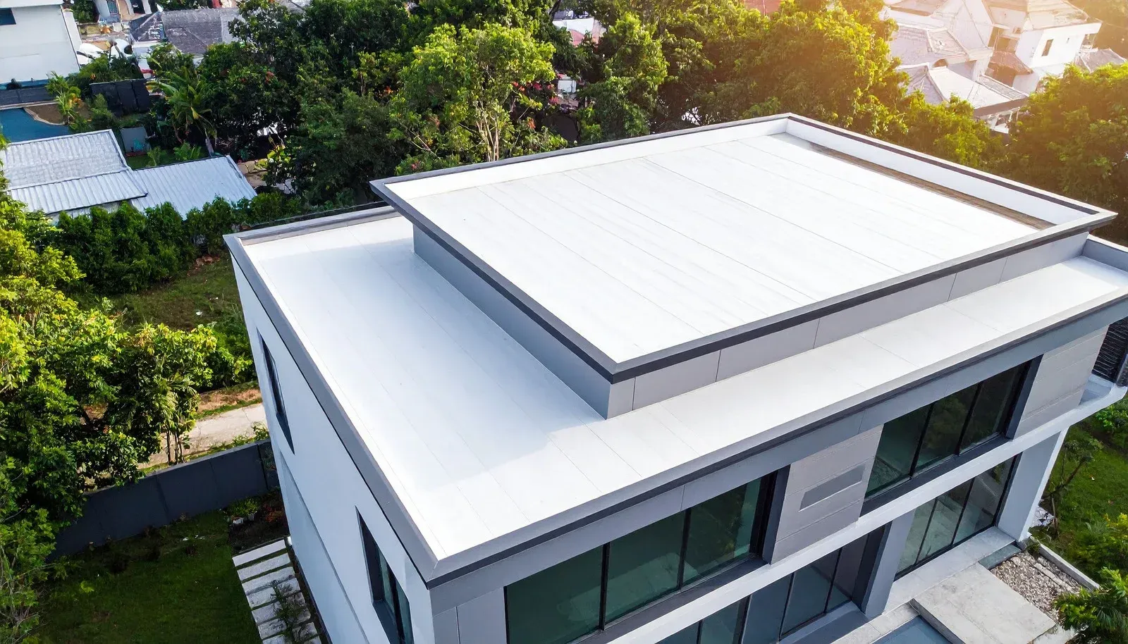 Flat Roof Basics: Pros, Cons, and Maintenance Tips Every Owner Should Know