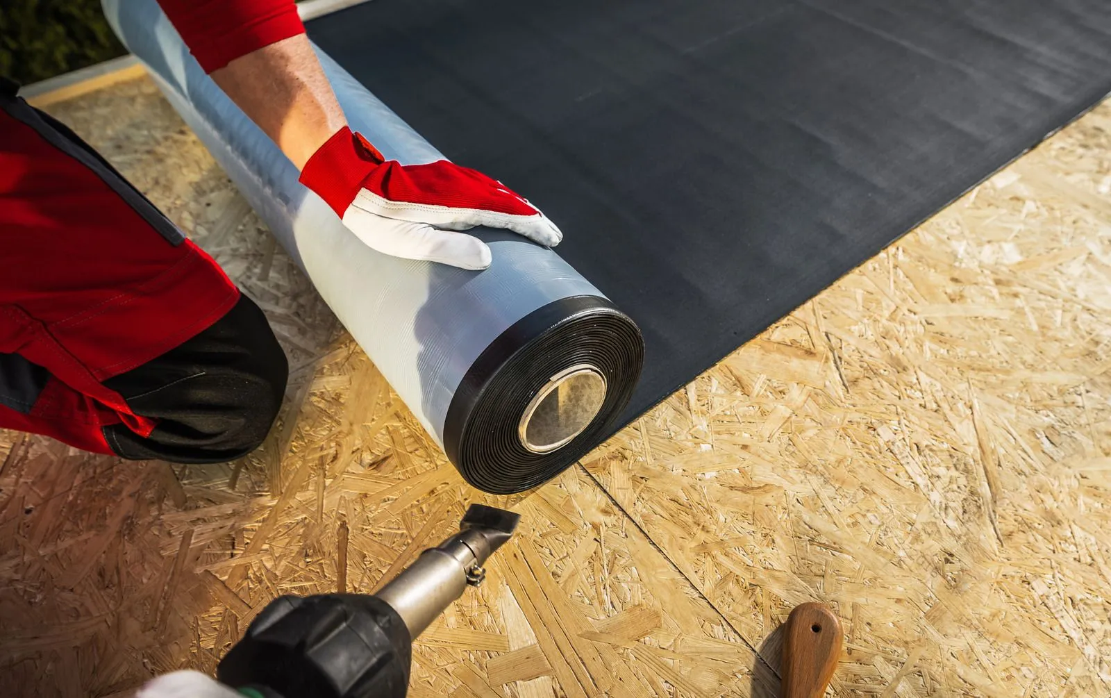 EPDM Roofing Explained: Is It the Best Choice for Your Flat Roof?